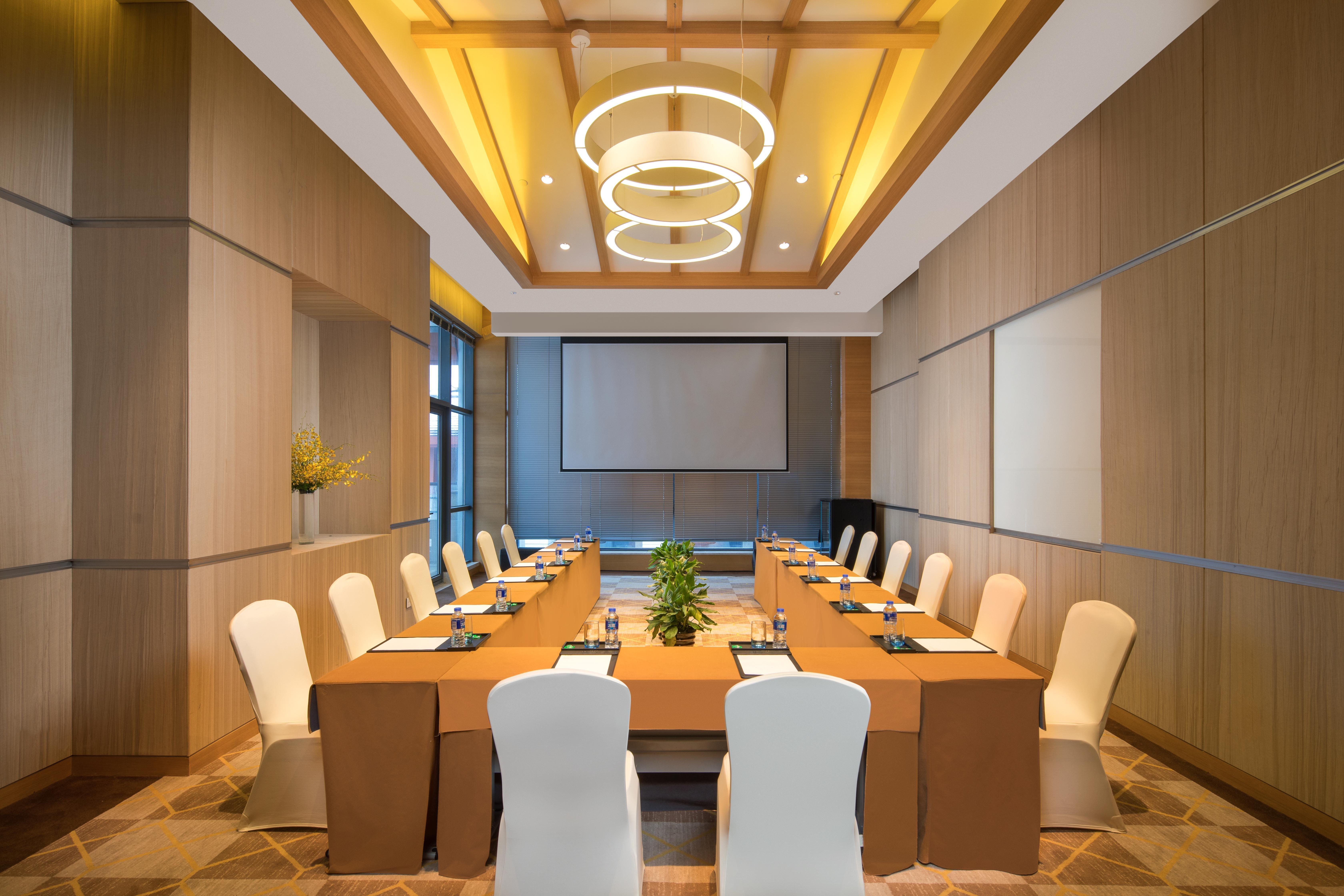 Holiday Inn Kunshan Huaqiao By Ihg Dış mekan fotoğraf
